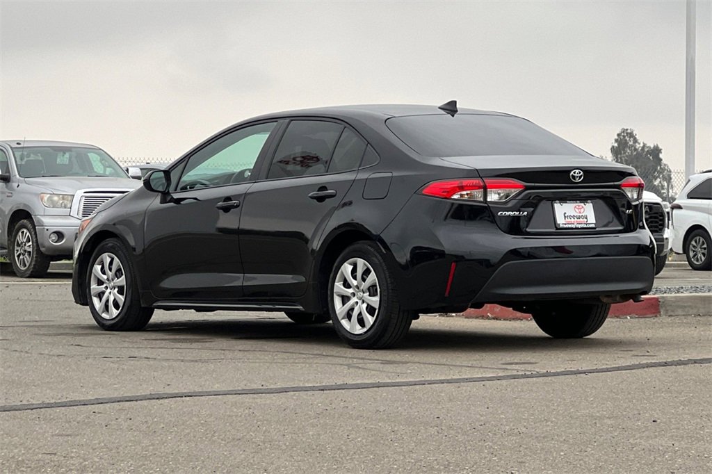 Certified 2025 Toyota Corolla LE image 7