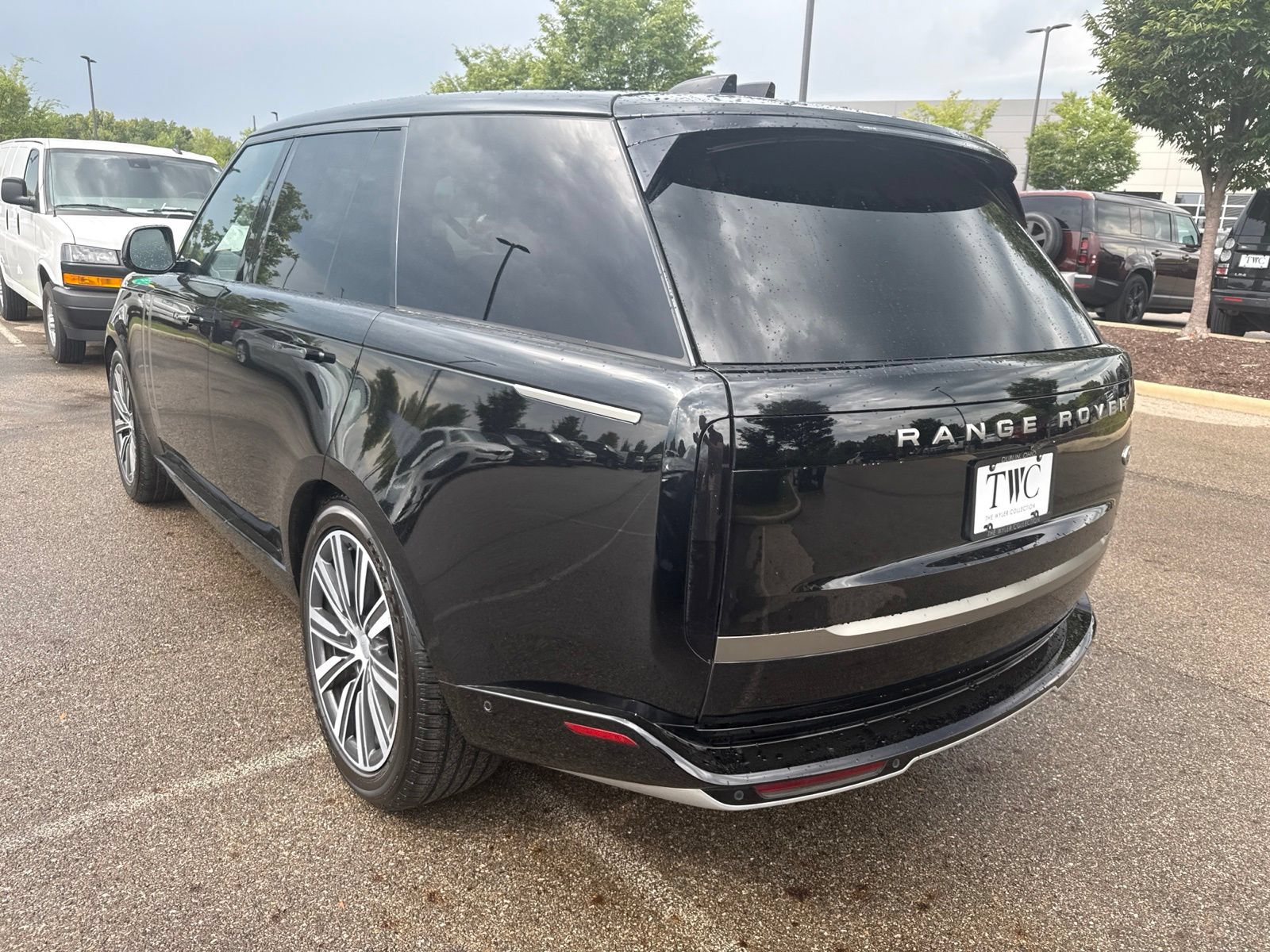 Used 2023 Land Rover Range Rover SE AWD/4WD image 7