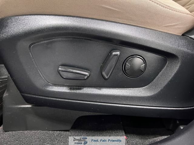 Used 2020 Ford Explorer XLT w/ Comfort Package image 21