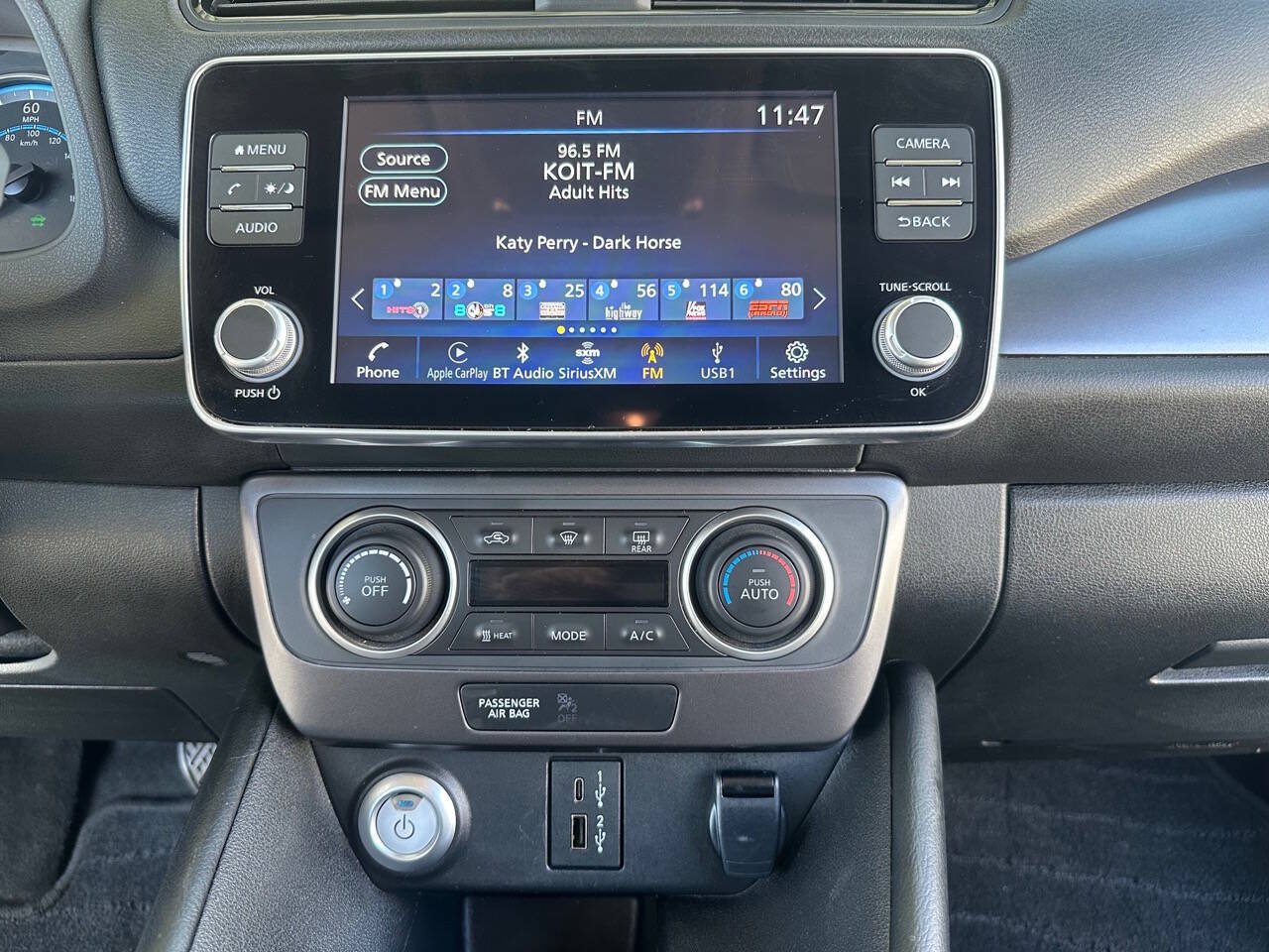 Used 2025 Nissan Leaf S FWD image 15