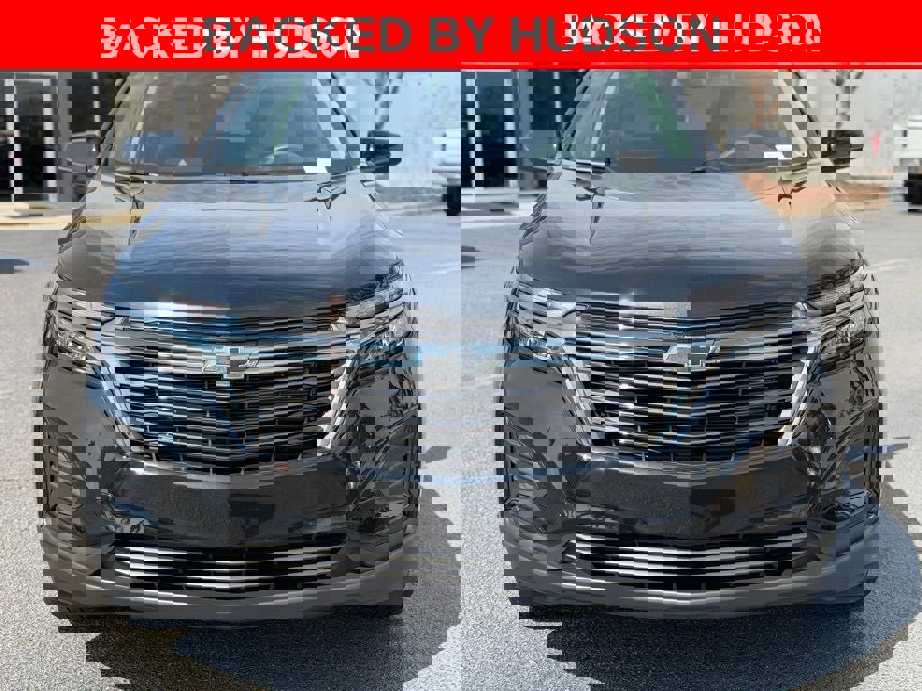 Used 2024 Chevrolet Equinox LS w/ LS Convenience Package image 3