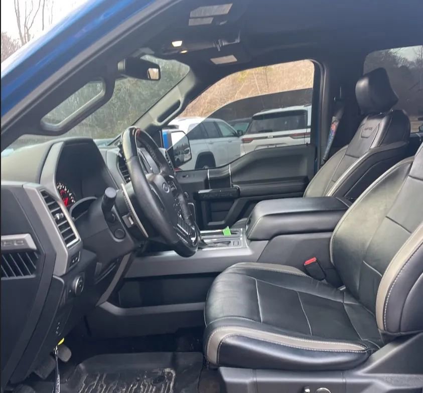 Used 2017 Ford F150 Raptor w/ Equipment Group 802A Luxury image 2