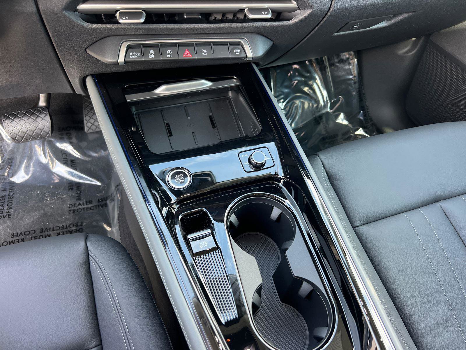 New 2026 Audi Q3 quattro 2.0T AWD/4WD image 24