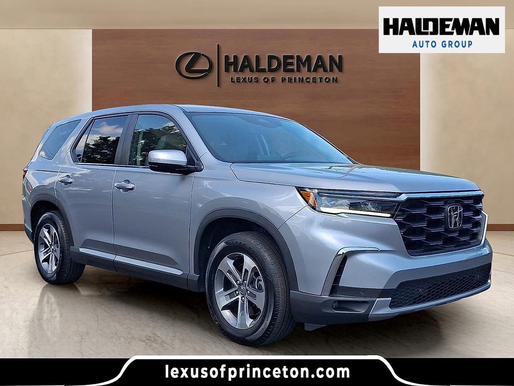 Used 2025 Honda Pilot EX-L image 1
