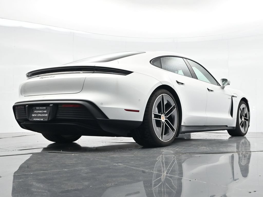 Certified 2025 Porsche Taycan 4S AWD/4WD image 28