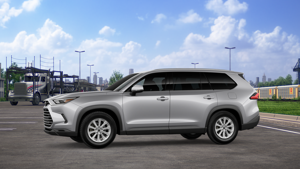 New 2026 Toyota Grand Highlander XLE FWD image 3