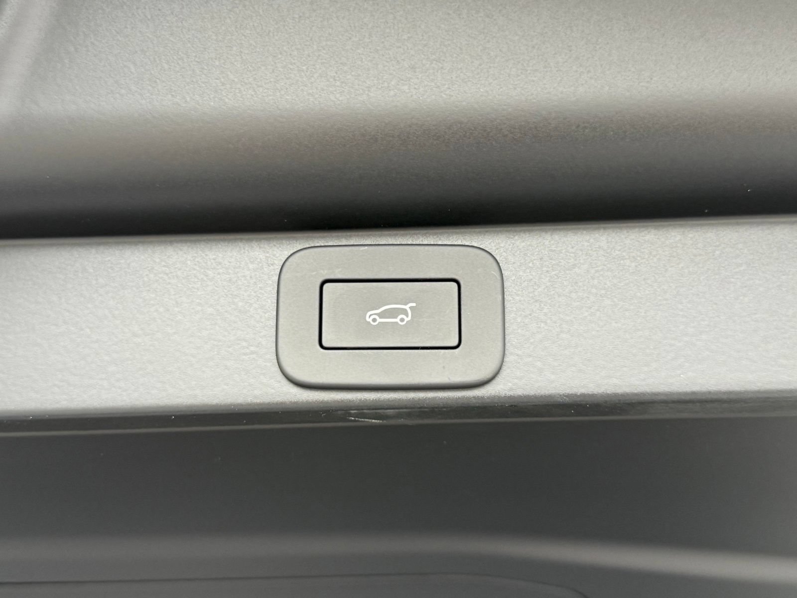 New 2025 Land Rover Range Rover SE AWD/4WD image 49