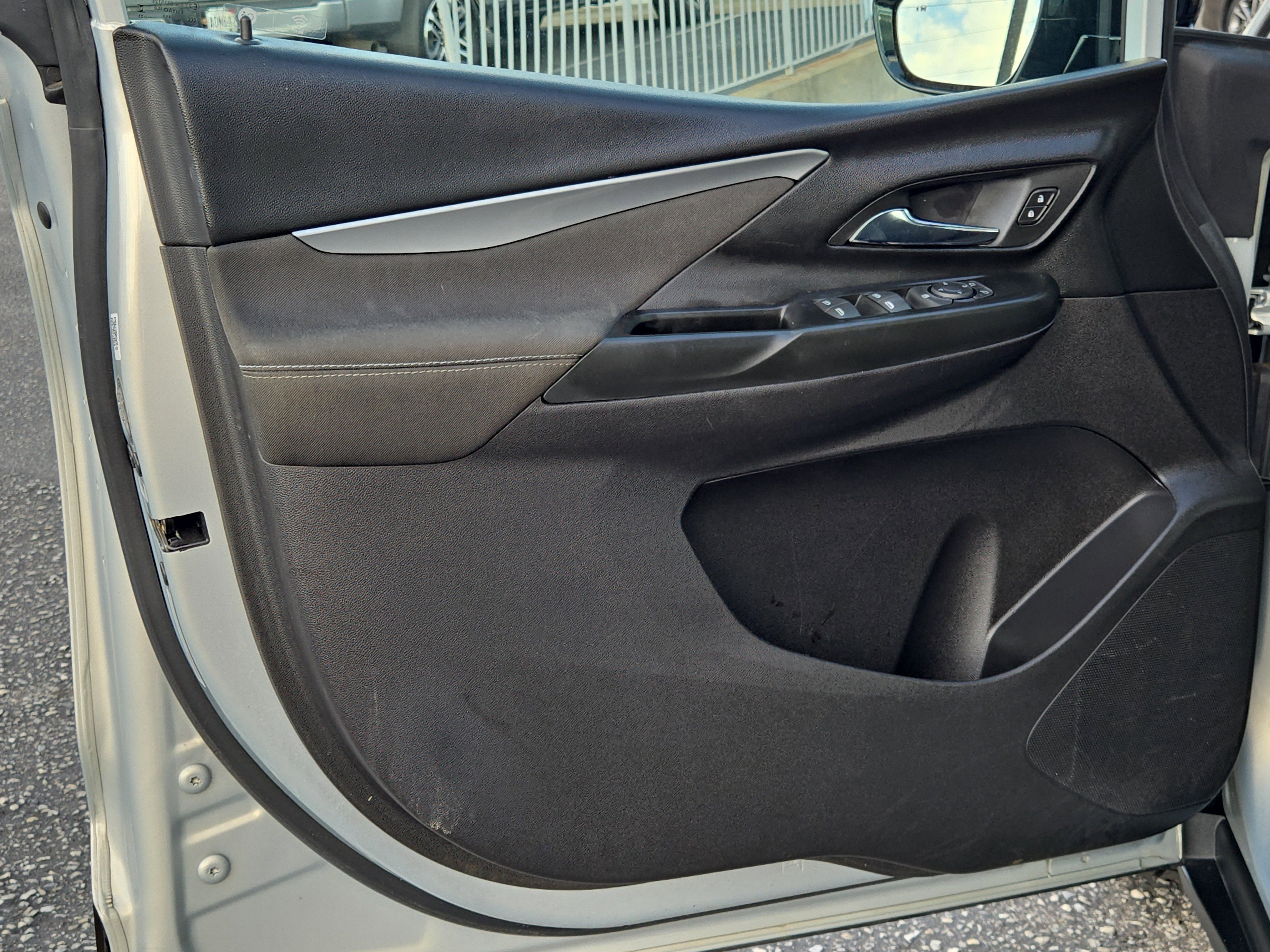 Used 2023 Chevrolet Bolt LT w/ Driver Confidence Package FWD image 21