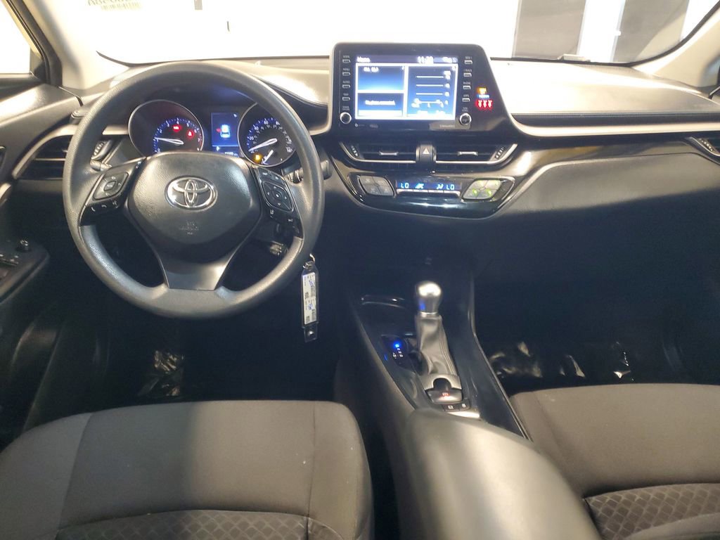 Used 2021 Toyota C-HR LE image 9
