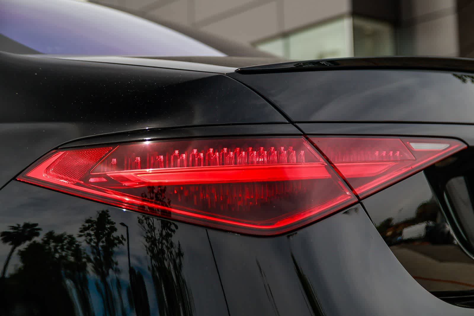 Used 2022 Mercedes-Benz S 580 4MATIC Sedan image 7