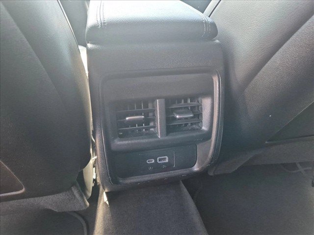 Used 2021 Cadillac XT4 Premium Luxury FWD image 14