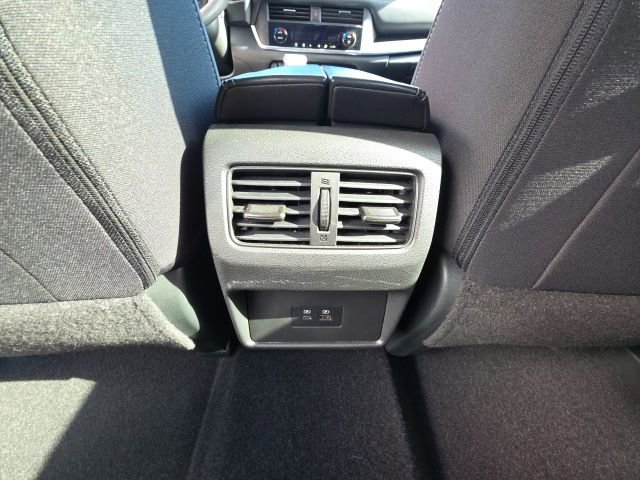 Used 2023 Nissan Rogue SV image 24