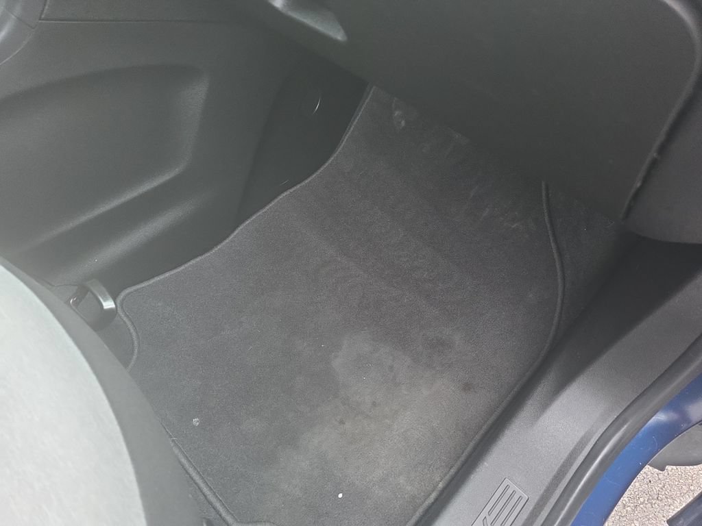 Used 2022 Chevrolet Equinox LT FWD image 17