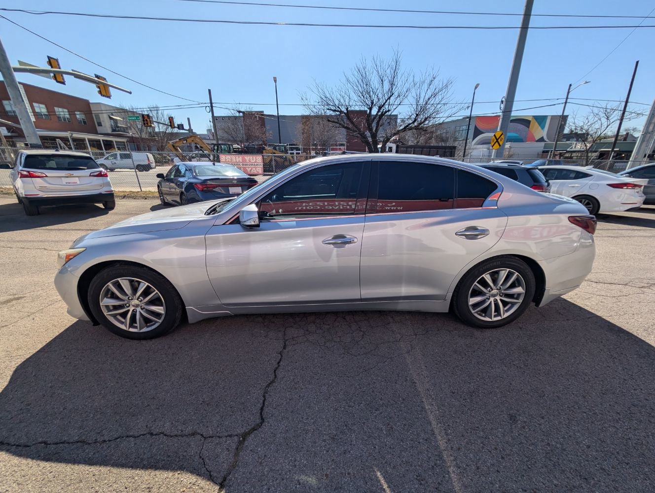 Used 2015 INFINITI Q50 Premium w/ Deluxe Technology Package AWD/4WD image 9