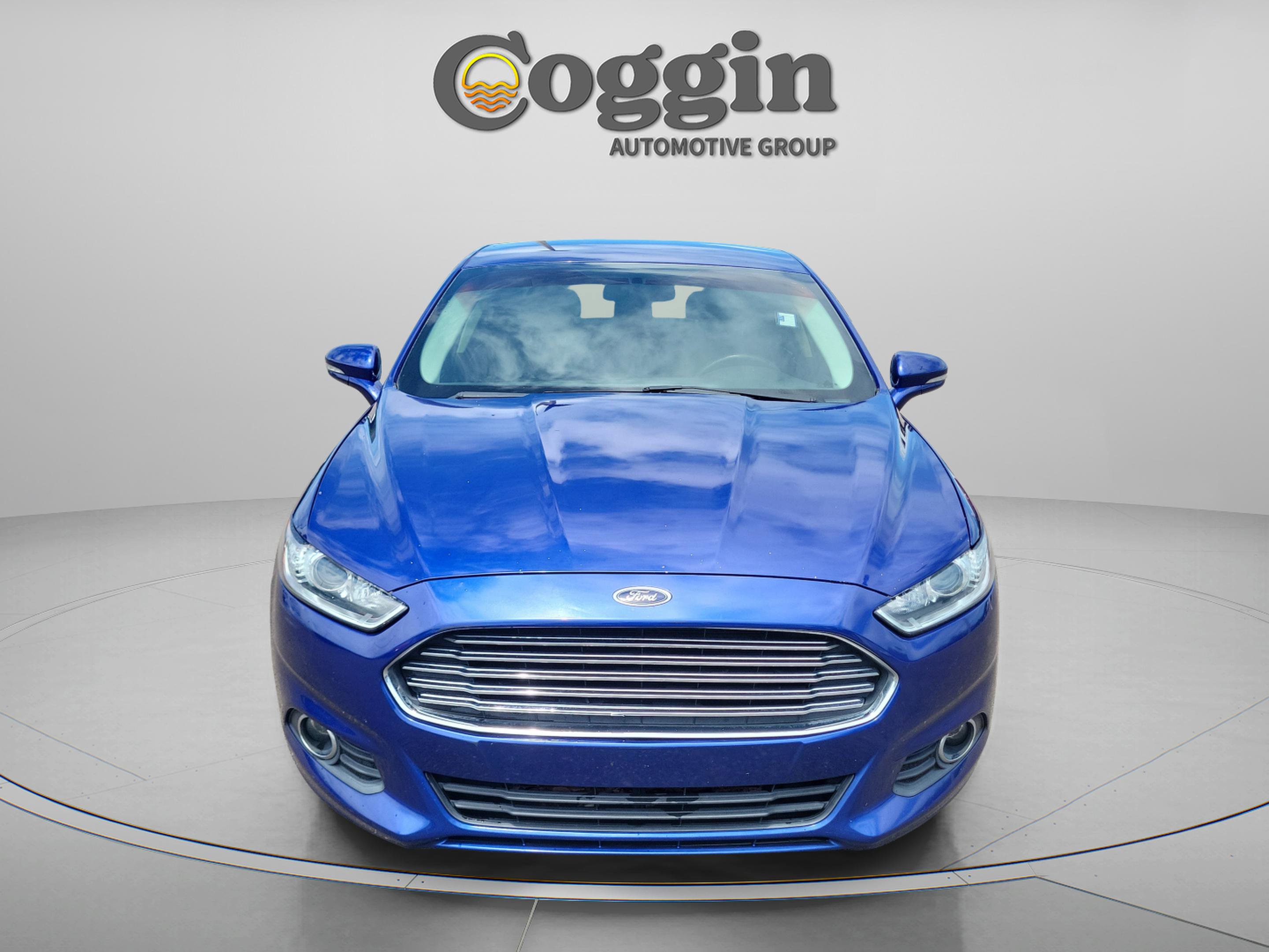 Used 2016 Ford Fusion SE FWD image 8