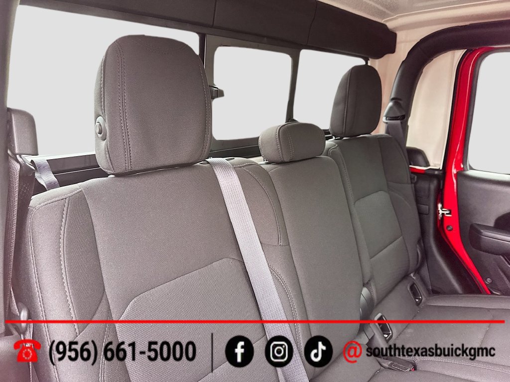 Used 2023 Jeep Gladiator Sport AWD/4WD image 21