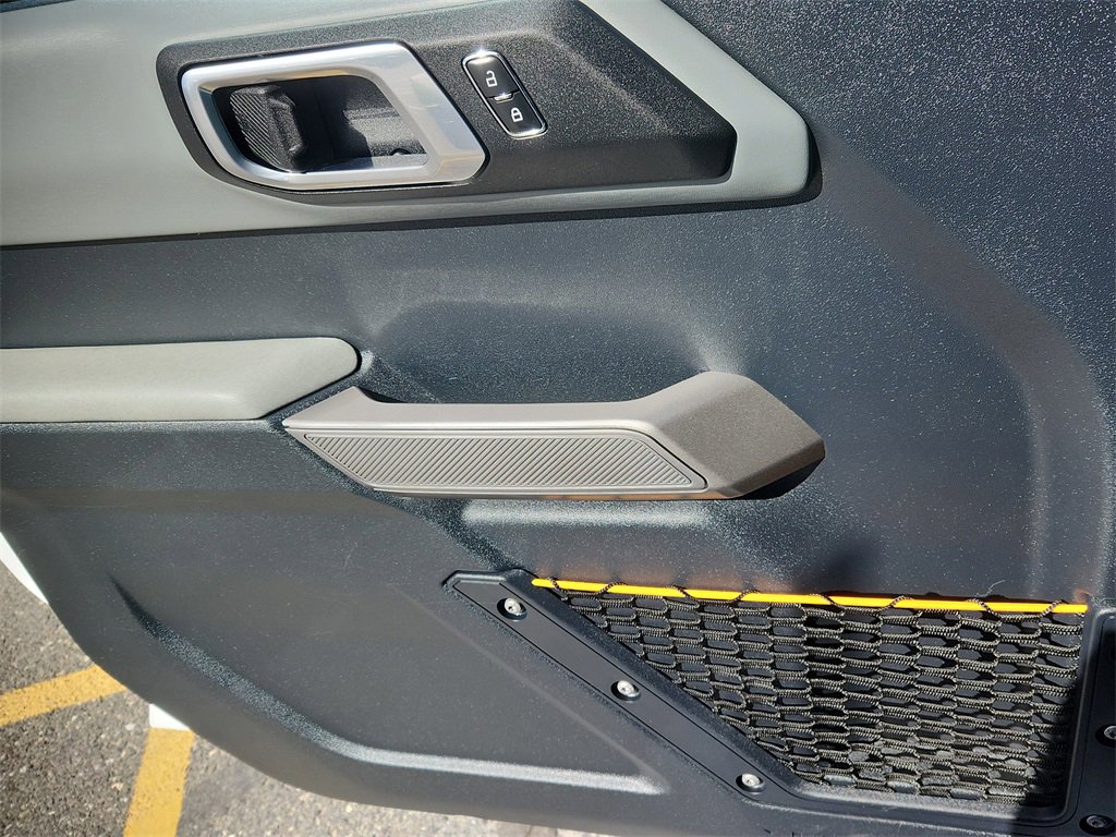 Used 2023 Ford Bronco Badlands image 9