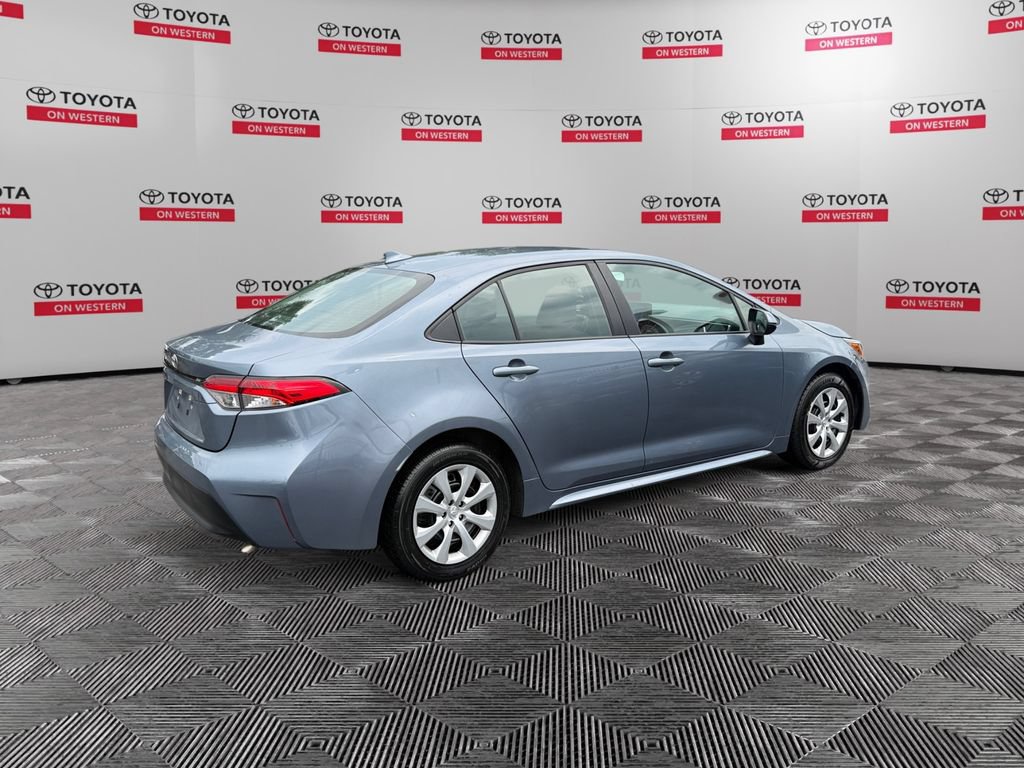 Certified 2024 Toyota Corolla LE FWD image 5