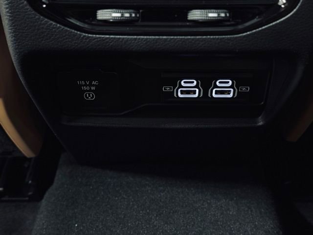 New 2025 Jeep Grand Cherokee Summit w/ Adv Protech Group IV image 21