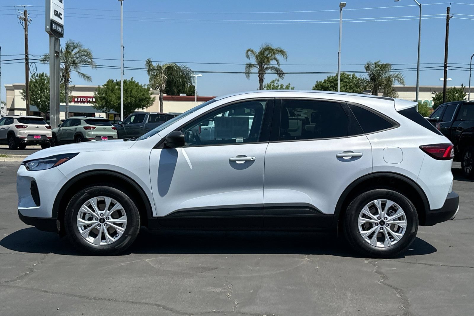Used 2025 Ford Escape Active AWD/4WD image 8
