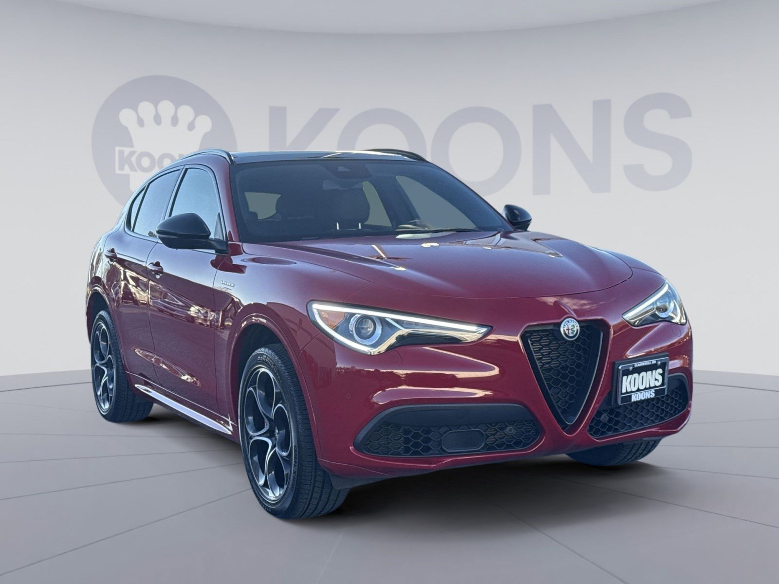 Used 2022 Alfa Romeo Stelvio Veloce image 10