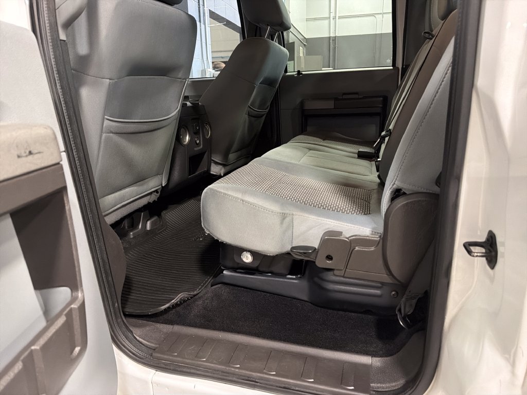 Used 2011 Ford F250 XLT w/ XLT Premium Pkg AWD/4WD image 14