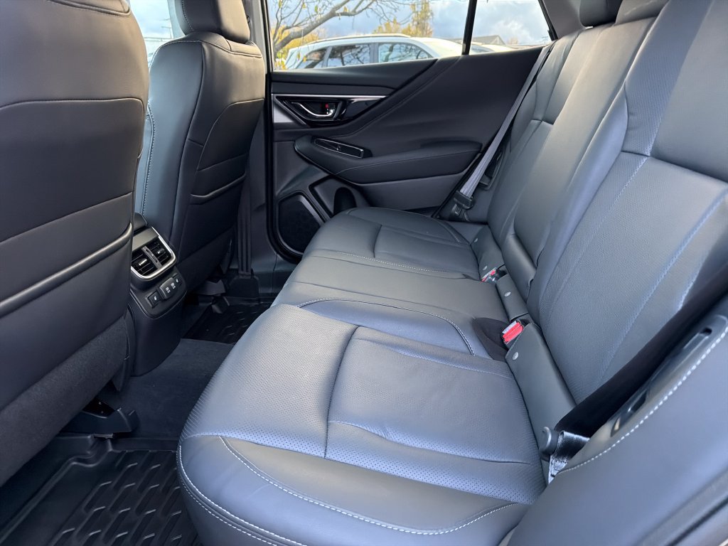 Used 2022 Subaru Outback Limited AWD/4WD image 24