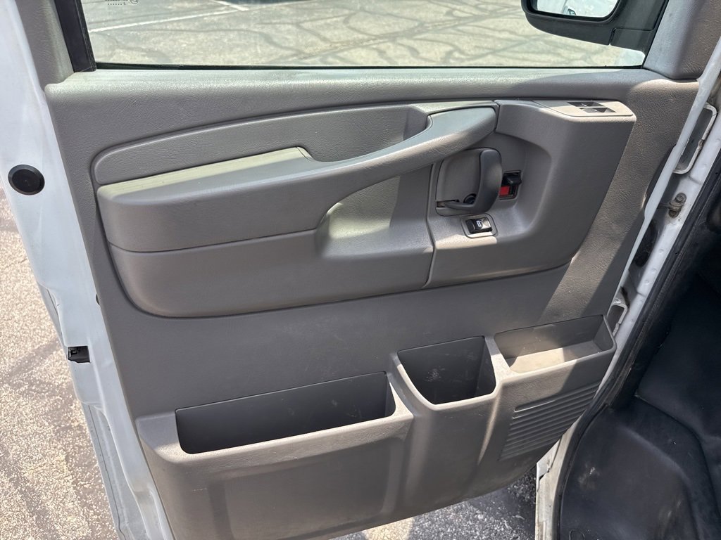 Used 2013 GMC Savana 3500 image 14