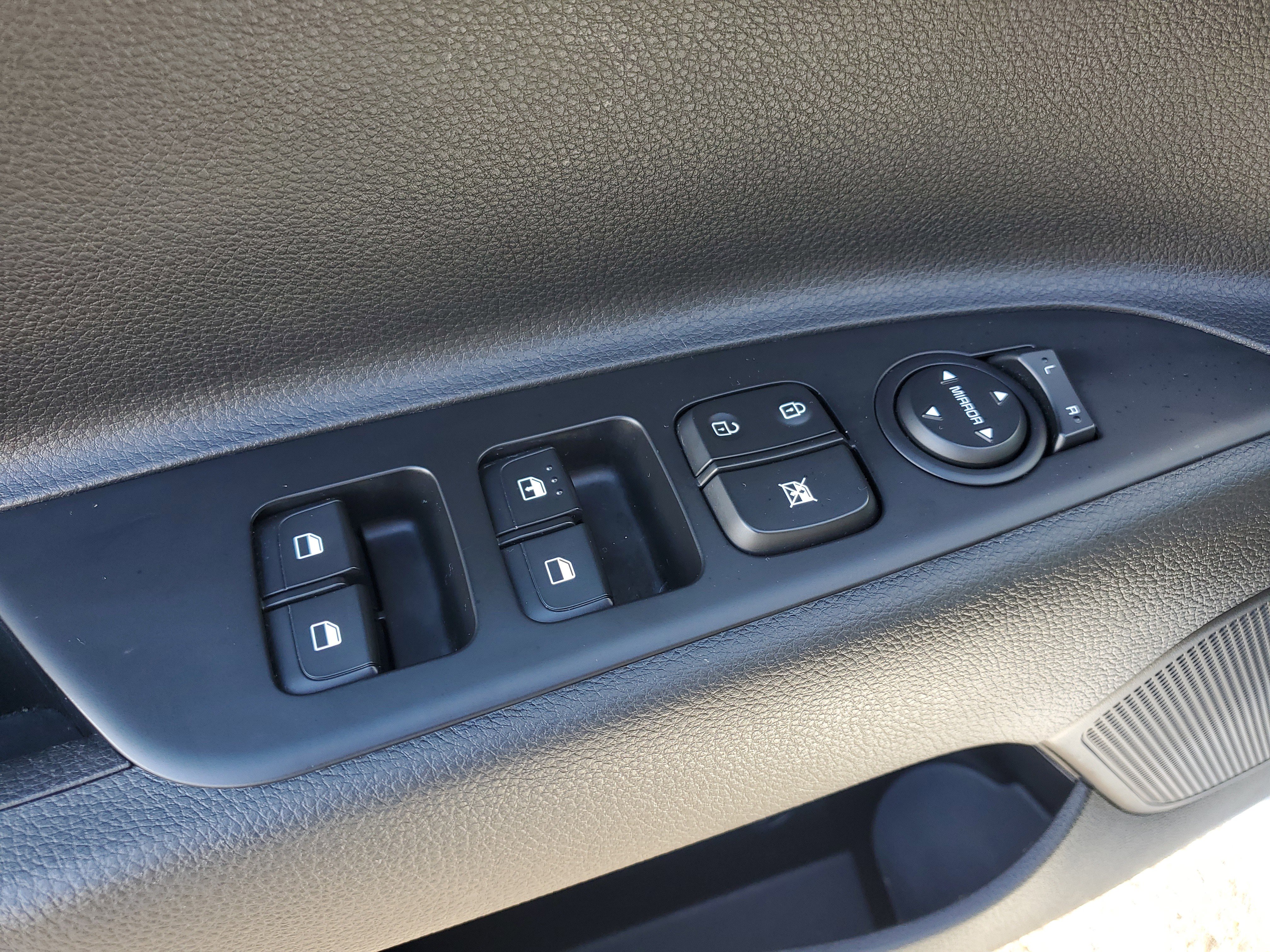 Used 2023 Kia Rio S image 29