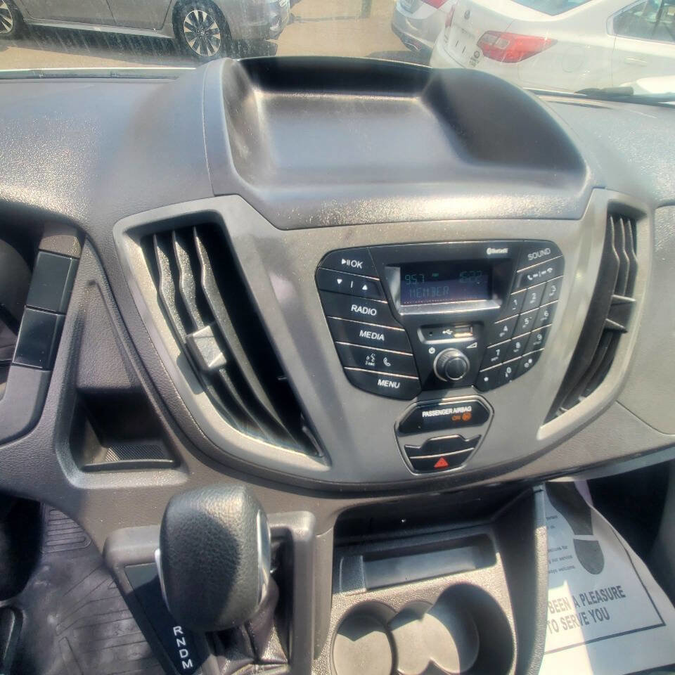 Used 2019 Ford Transit 250 148 Medium Roof RWD image 24