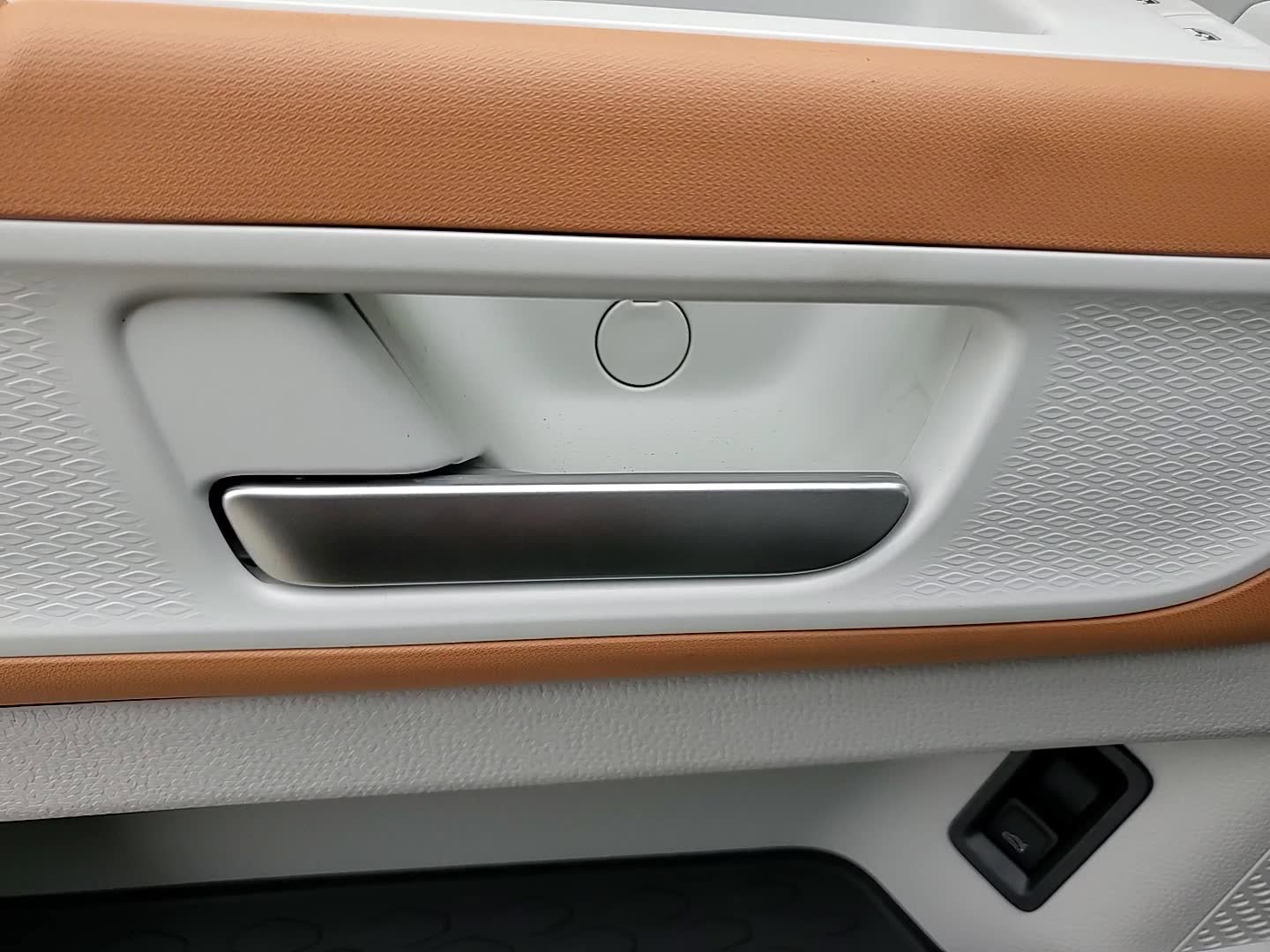 New 2025 Volkswagen ID. Buzz 1st Edition image 14