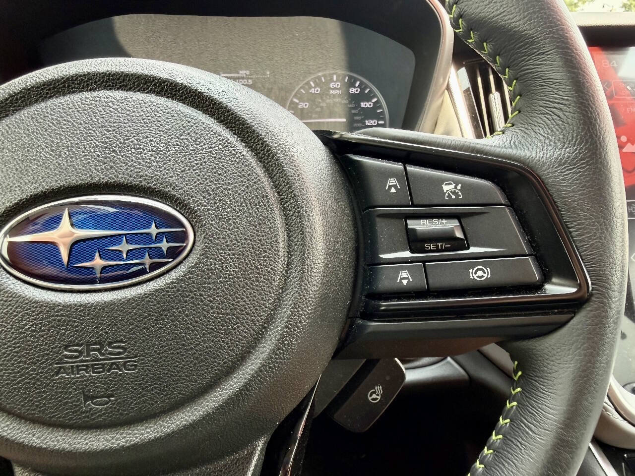 Used 2025 Subaru Outback Onyx Edition AWD/4WD image 40