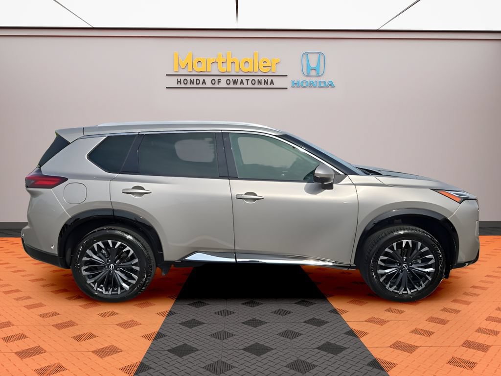 Used 2026 Nissan Rogue Platinum w/ Platinum Premium Package AWD/4WD image 6