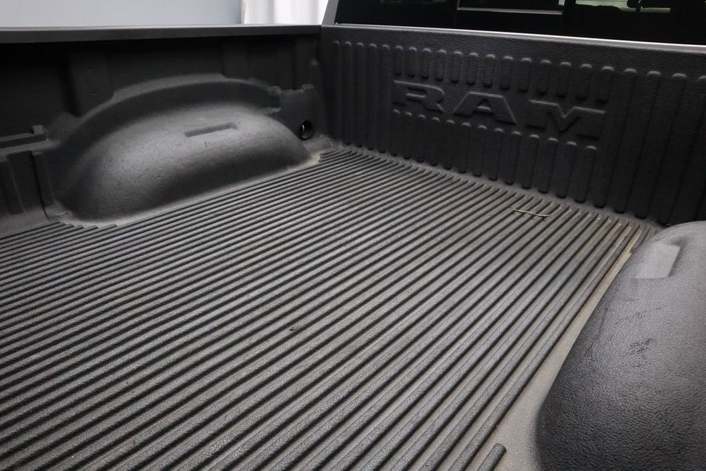 Used 2023 RAM 1500 Laramie AWD/4WD image 14