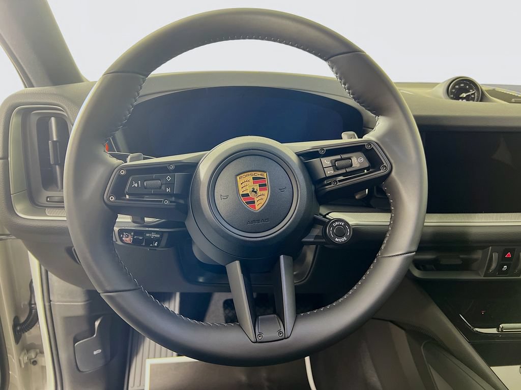New 2026 Porsche Cayenne Coupe AWD/4WD image 12
