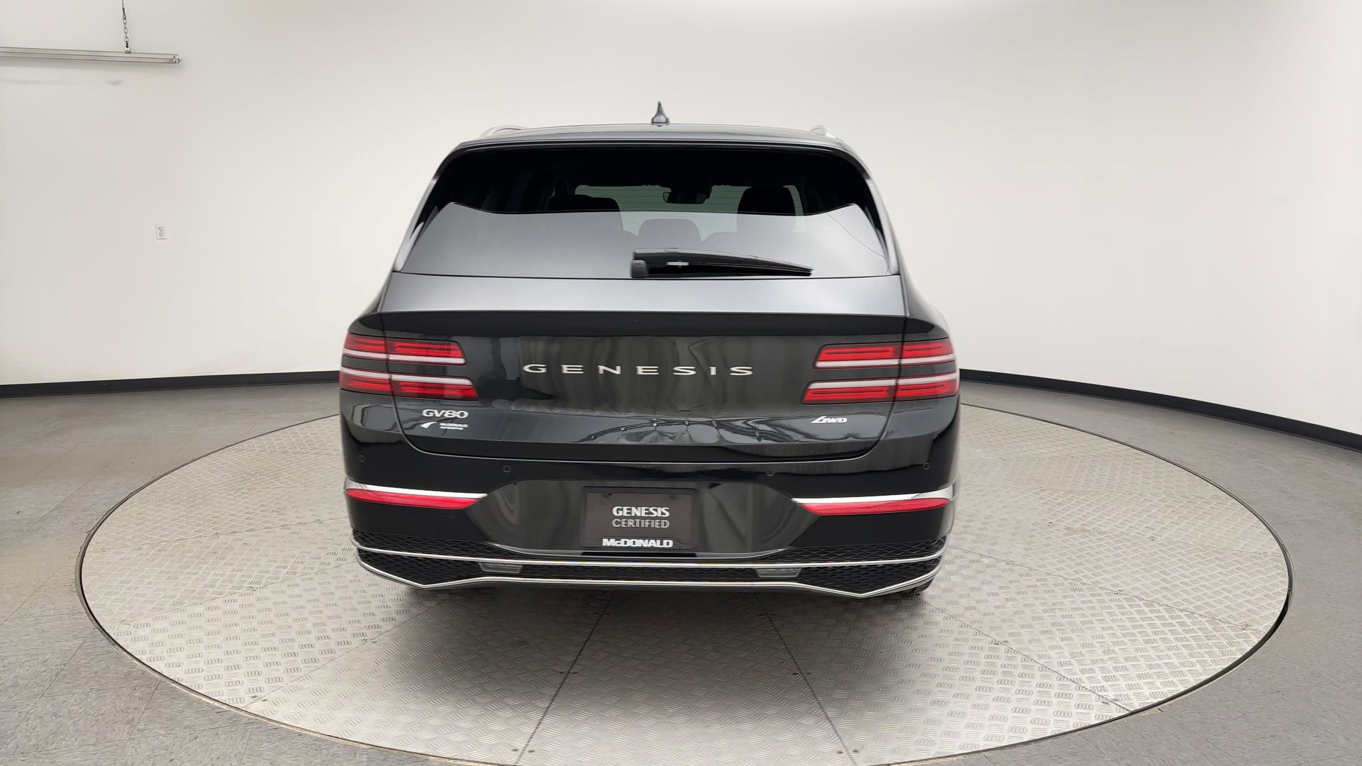 Certified 2025 Genesis GV80 2.5T Select AWD/4WD image 3