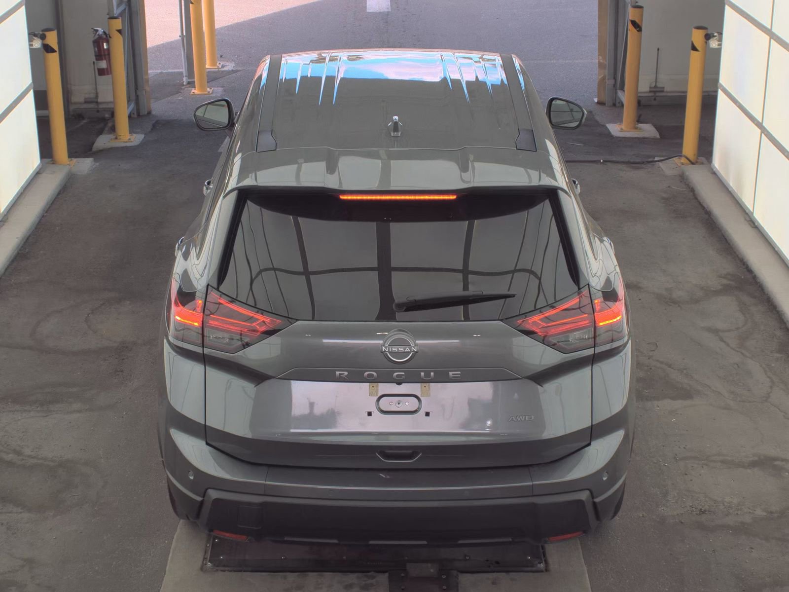 Used 2026 Nissan Rogue SV image 8