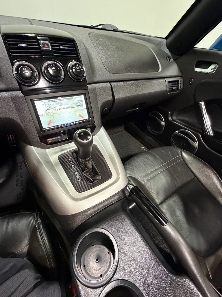 Used 2009 Saturn Sky Red Line w/ Weekend Getaway Package RWD image 11