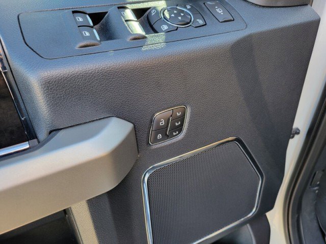 Used 2022 Ford F350 Lariat w/ Lariat Ultimate Package image 14