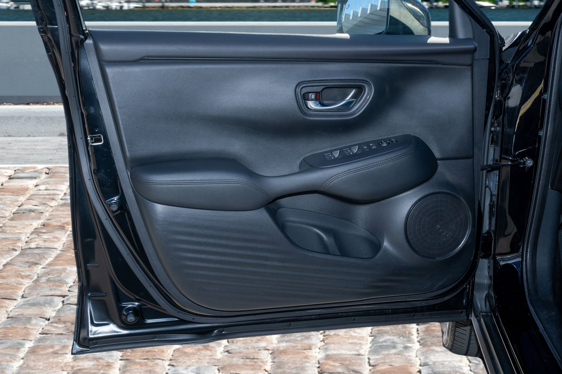 Certified 2023 Honda HR-V LX image 10