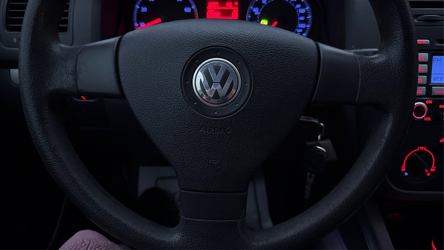 Used 2009 Volkswagen Rabbit S image 27