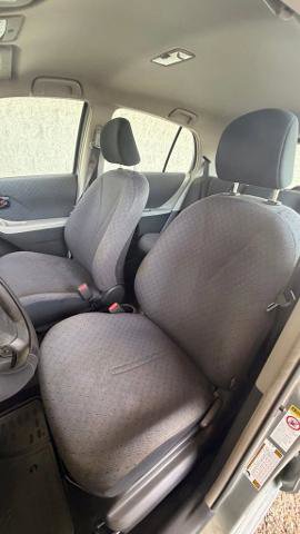 Used 2009 Toyota Yaris 4-Door Hatchback FWD image 2