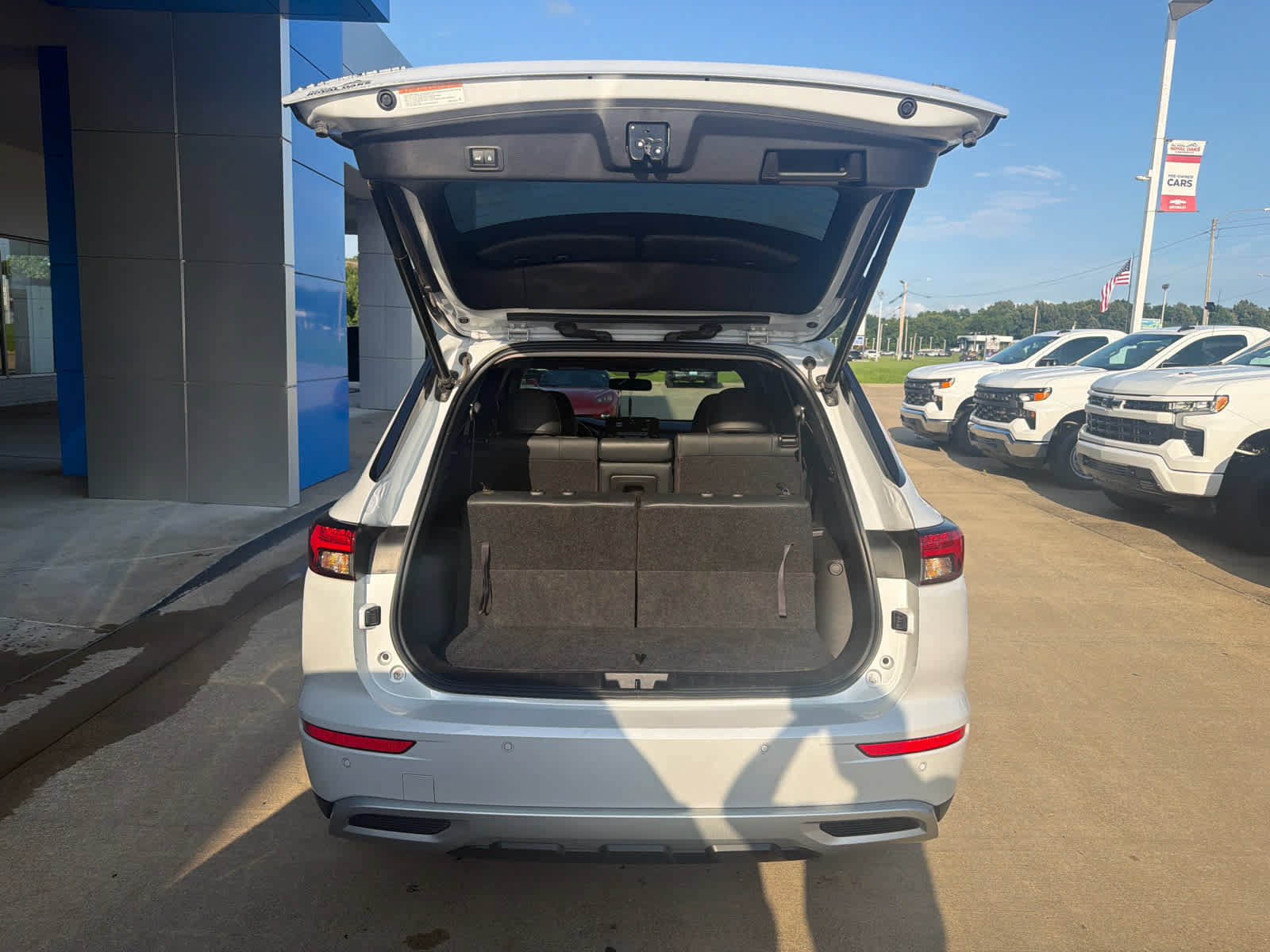 Used 2024 Mitsubishi Outlander SE AWD/4WD image 6