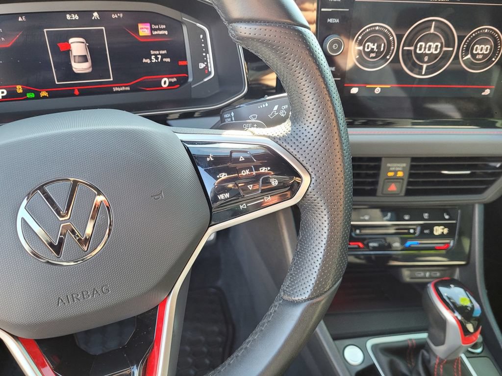 Used 2025 Volkswagen Jetta GLI Autobahn FWD image 23