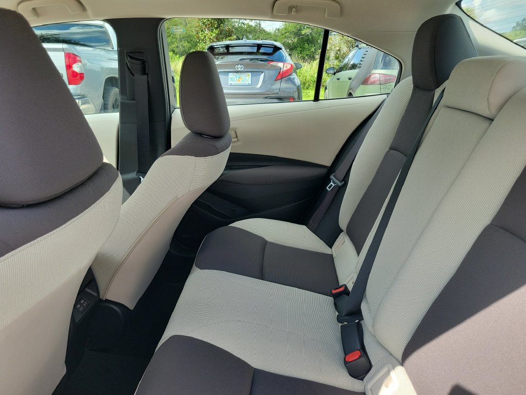Used 2024 Toyota Corolla LE FWD image 24