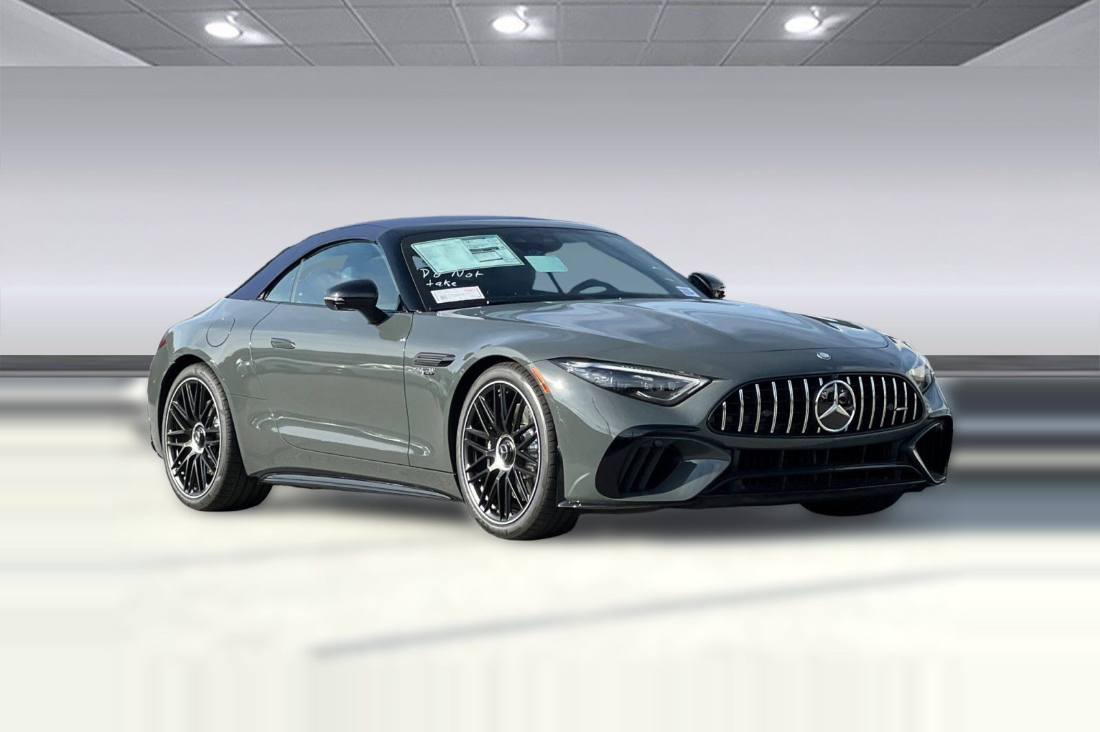 New 2026 Mercedes-Benz SL 63 AMG 4MATIC image 6