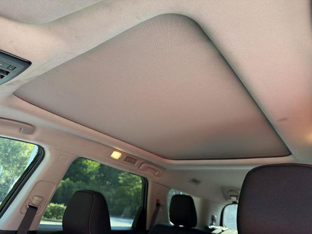 Certified 2025 Nissan Pathfinder SV w/ SV Premium Package FWD image 16