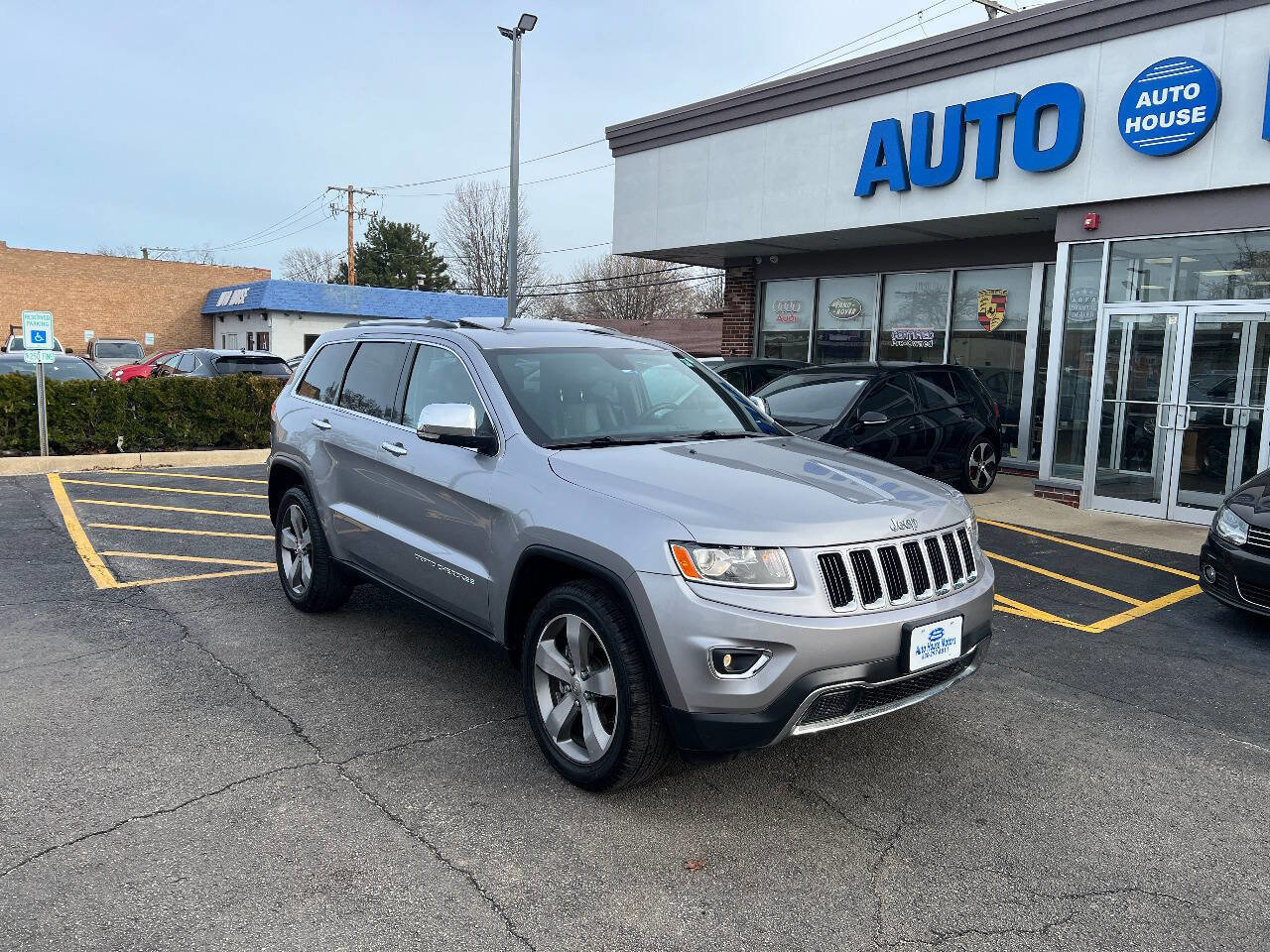Used 2014 Jeep Grand Cherokee Limited AWD/4WD image 3