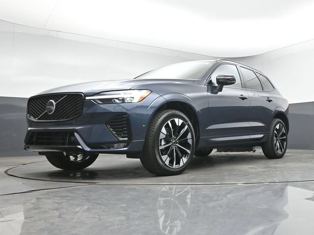 New 2026 Volvo XC60 B5 Plus w/ Protection Package Premier AWD/4WD image 39