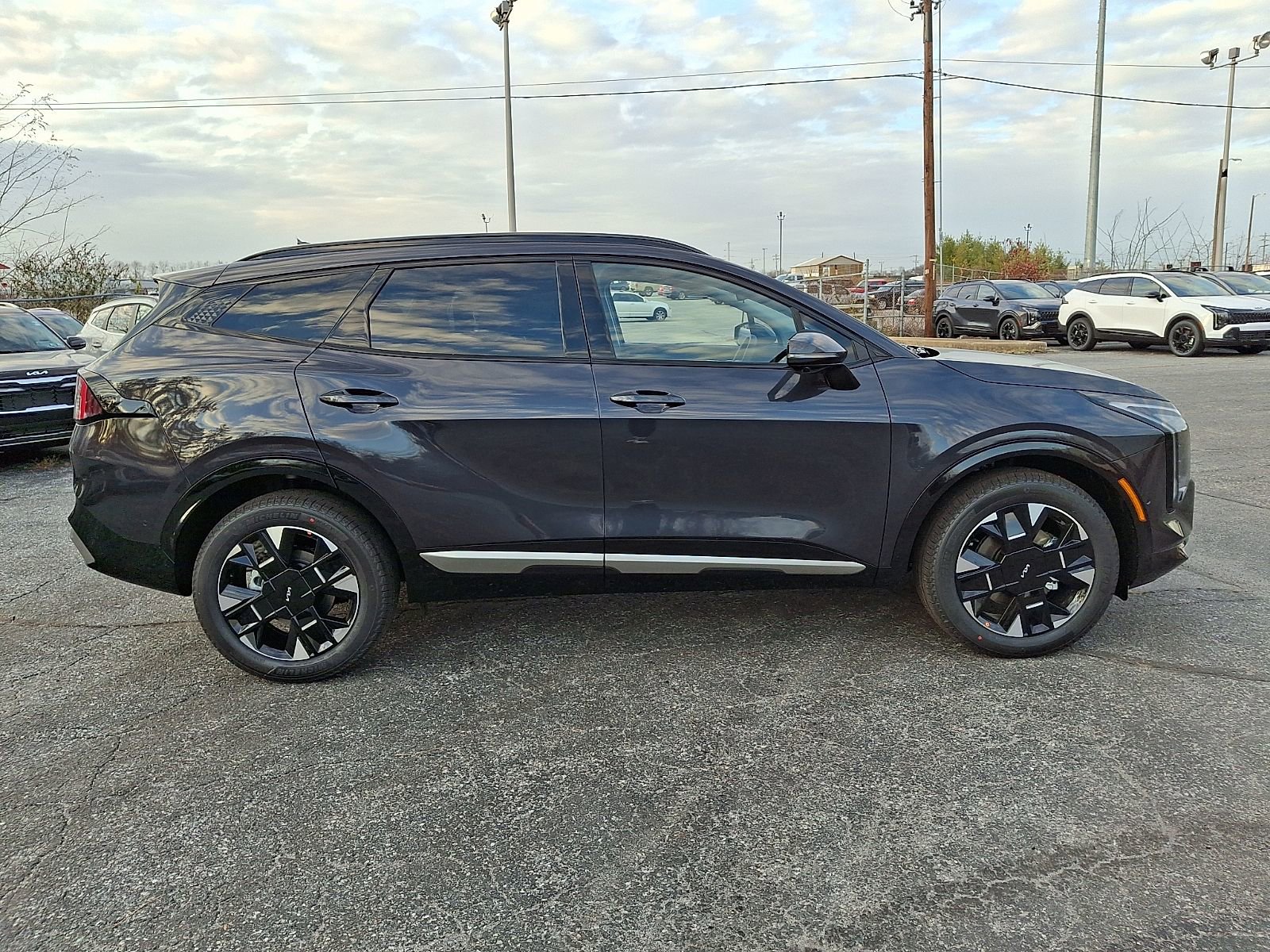 New 2026 Kia Sportage SX image 9